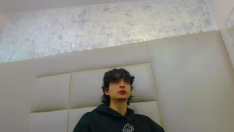 ethan online show from 02-08-26, 01:47