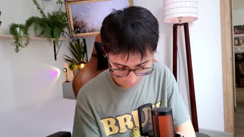 Snapshot of sr_evann chatting on 05-28-26, 04:37 sr_evann online show from 05-28-26, 04:37