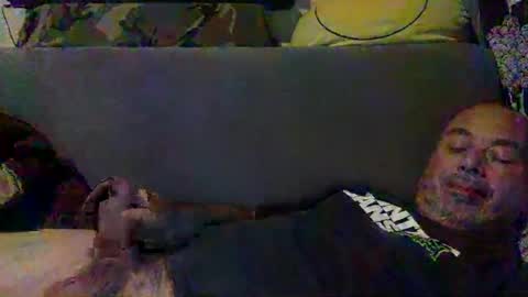 Snapshot of srekos38 chatting on 12-15-24, 10:47 srekos38 online show from 12-15-24, 10:47