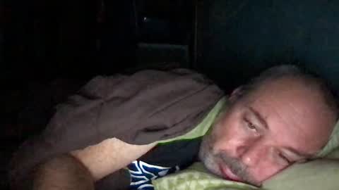 Snapshot of srekos38 chatting on 10-19-25, 09:48 srekos38 online show from 10-19-25, 09:48