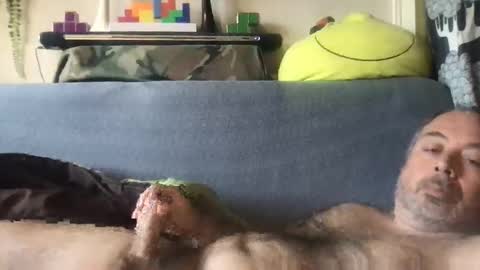 Snapshot of srekos38 chatting on 12-05-25, 08:34 srekos38 online show from 12-05-25, 08:34