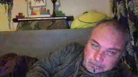Snapshot of srekos38 chatting on 02-01-26, 12:09 srekos38 online show from 02-01-26, 12:09