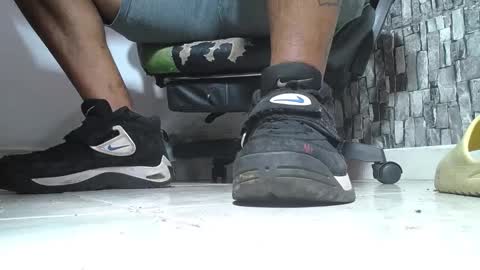 sr master cum its my old account online show from 05-19-26, 05:52