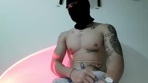 Snapshot of srghost333 chatting on 03-13-26, 04:41 srghost333 online show from 03-13-26, 04:41