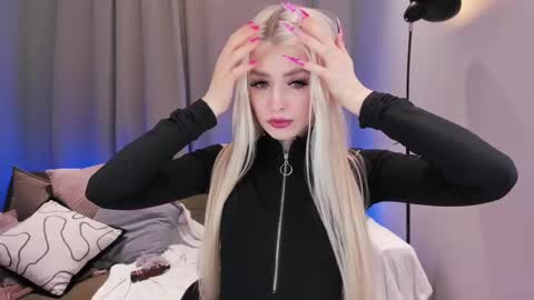 Snapshot of ssashagarter chatting on 03-07-25, 05:28 Alexandra online show from 03-07-25, 05:28