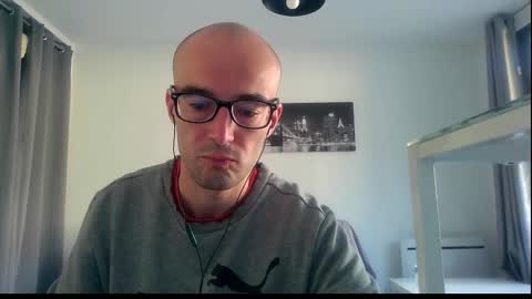 Snapshot of ssenzo chatting on 09-28-25, 07:14 ssenzo online show from 09-28-25, 07:14