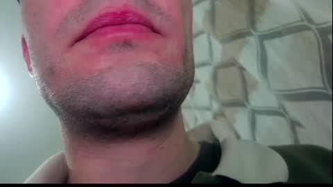 Snapshot of ssenzo chatting on 11-30-25, 07:29 ssenzo online show from 11-30-25, 07:29