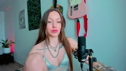 Anni if Im offline for a long time Im depressed feel free to support me offline online show from 03-10-25, 12:04