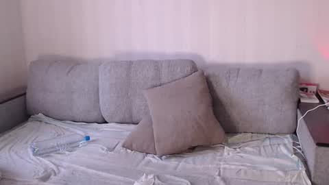 Snapshot of st_rudy chatting on 10-15-25, 10:04 Joe Peach online show from 10-15-25, 10:04