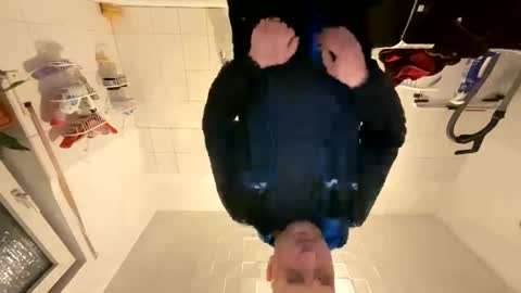 Snapshot of sta13 chatting on 03-07-25, 12:04 sta13 online show from 03-07-25, 12:04