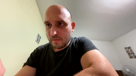 Snapshot of sta13 chatting on 10-20-25, 10:10 sta13 online show from 10-20-25, 10:10