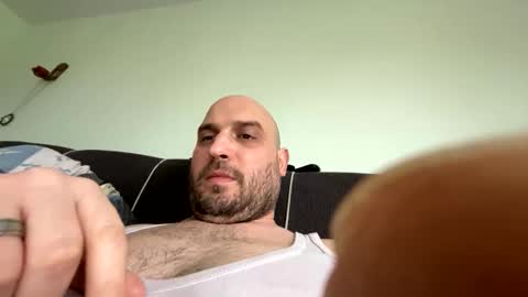 Snapshot of sta13 chatting on 11-30-25, 09:02 sta13 online show from 11-30-25, 09:02