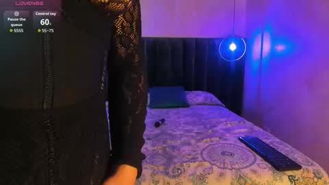 STAAR HOT online show from 12-17-25, 12:22