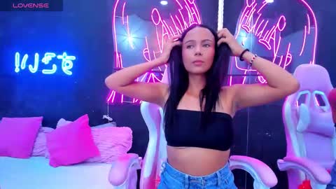 staarlightt online show from 09-29-25, 08:46