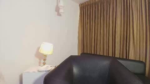 Snapshot of staceygraves_ chatting on 11-13-25, 02:16 online show from 11-13-25, 02:16