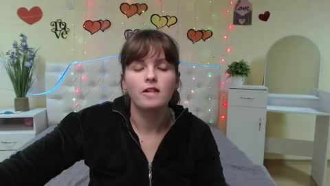 Stacey online show from 02-15-25, 03:39