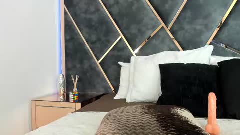Stacie online show from 07-17-26, 06:24