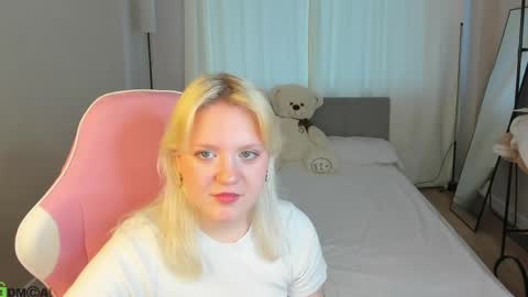 Stacy allenn online show from 05-06-26, 09:25