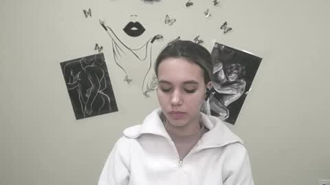 Stacy online show from 12-22-24, 11:11