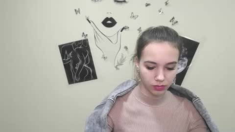 Stacy online show from 01-18-25, 07:38