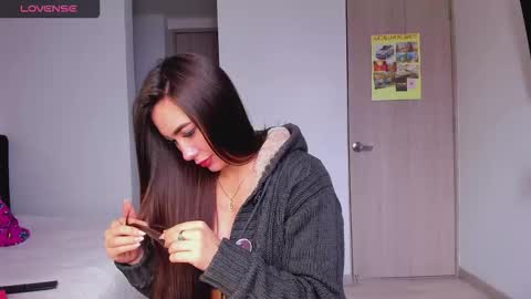 TWstacymalibu110 online show from 10-14-25, 05:58