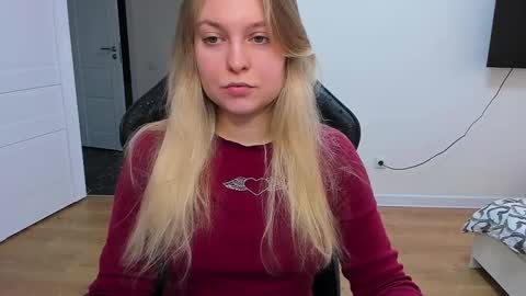 Snapshot of stacy_miraclee chatting on 03-07-25, 10:02 Stacy online show from 03-07-25, 10:02