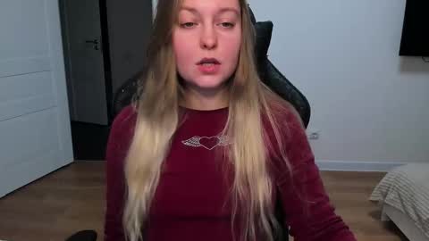 Snapshot of stacy_miraclee chatting on 11-17-25, 04:46 Stacy online show from 11-17-25, 04:46