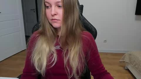 Snapshot of stacy_miraclee chatting on 03-05-26, 06:04 Stacy online show from 03-05-26, 06:04