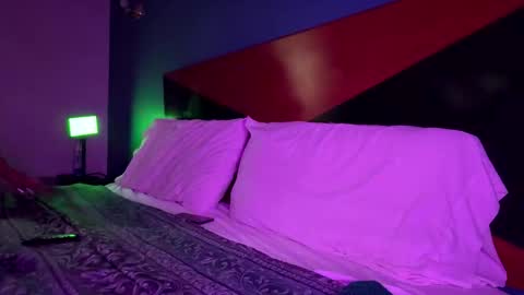 Stacy online show from 03-19-26, 06:50