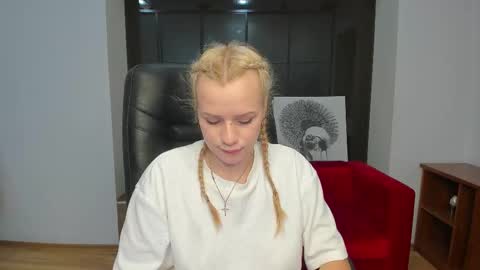 Snapshot of stacy_western chatting on 03-14-26, 06:57 Stacy Western online show from 03-14-26, 06:57