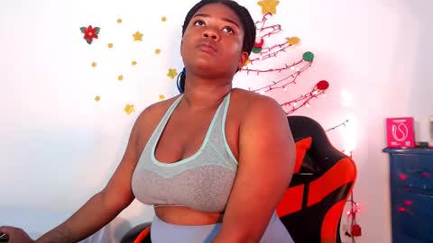 Snapshot of stacyhunterxxx chatting on 12-15-25, 08:57 STACY online show from 12-15-25, 08:57