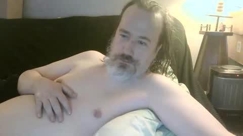 Snapshot of stamfordchub chatting on 02-12-26, 12:16 Michael online show from 02-12-26, 12:16