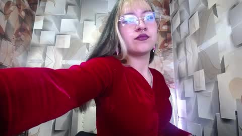 Snapshot of star__pink chatting on 04-07-26, 12:38 S T A R online show from 04-07-26, 12:38