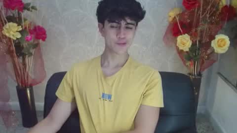 Snapshot of star_boyx chatting on 10-18-25, 03:24 star_boyx online show from 10-18-25, 03:24
