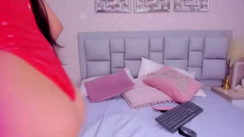 Snapshot of star_doll51 chatting on 09-26-25, 07:51 Star Doll online show from 09-26-25, 07:51