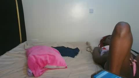 lia online show from 03-12-26, 12:50