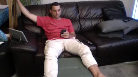 Starpizzle online show from 06-17-26, 07:37