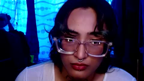 Snapshot of stars4spider_ chatting on 09-25-25, 07:17 online show from 09-25-25, 07:17