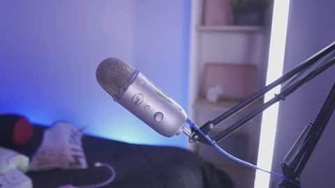 Yoko online show from 07-09-26, 01:59
