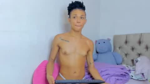 stassiebell online show from 01-20-25, 03:39