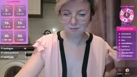 Snapshot of stasya_07 chatting on 12-07-24, 12:08 Stasya online show from 12-07-24, 12:08