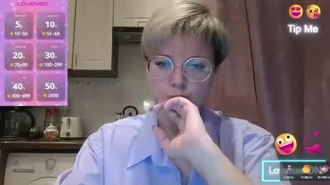 Snapshot of stasya_07 chatting on 12-17-24, 07:48 Stasya online show from 12-17-24, 07:48