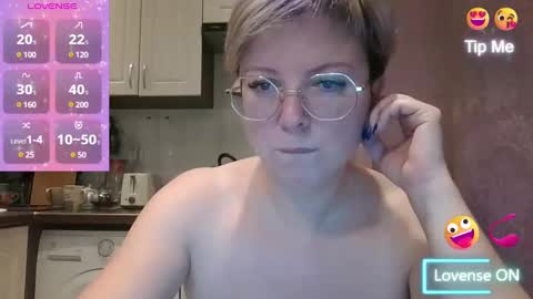 Snapshot of stasya_07 chatting on 12-20-24, 09:17 Stasya online show from 12-20-24, 09:17