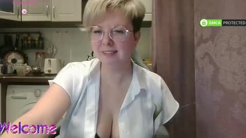 Snapshot of stasya_07 chatting on 03-04-25, 09:22 Stasya online show from 03-04-25, 09:22