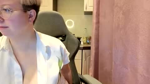 Snapshot of stasya_07 chatting on 01-05-26, 08:23 Stasya online show from 01-05-26, 08:23