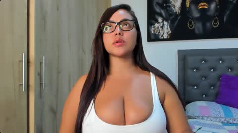 Melany online show from 09-20-25, 03:18