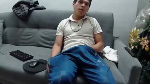 Snapshot of steban_jyj chatting on 01-13-26, 04:18 Katalleya and Steban online show from 01-13-26, 04:18