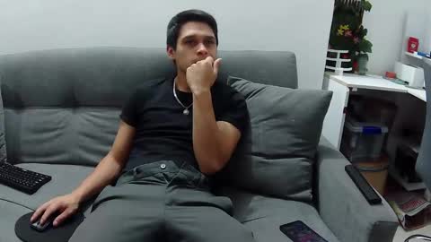 Snapshot of steban_jyj chatting on 01-14-26, 03:12 Katalleya and Steban online show from 01-14-26, 03:12