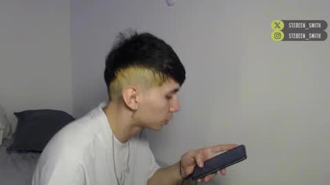 Snapshot of stebeen_smith chatting on 12-24-24, 04:55 stebeen smith online show from 12-24-24, 04:55