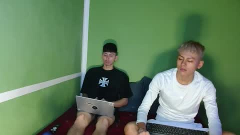 Snapshot of stebeen_smith chatting on 12-05-25, 02:36 stebeen smith online show from 12-05-25, 02:36